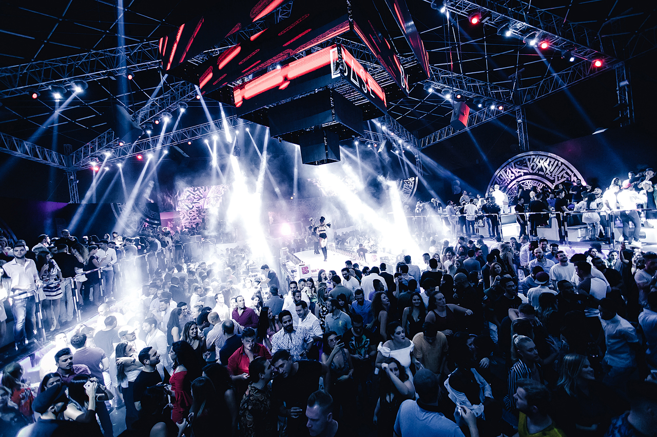 Clubs and nightclubs in Dubai.