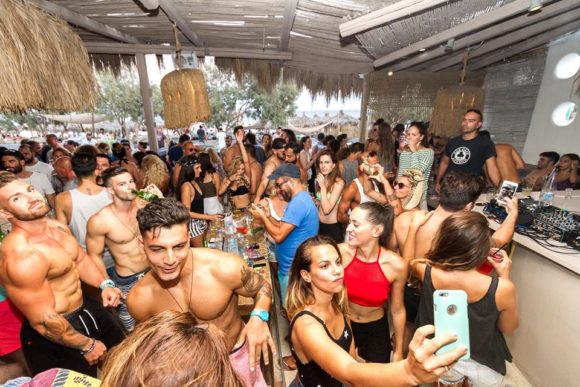 The Best Nightclubs in Santorini - Meet Santorini
